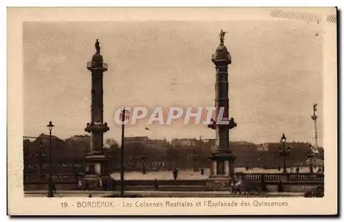 Cartes postales Bordeaux Les colonnes rostrales et l'esplanade des Quinconces