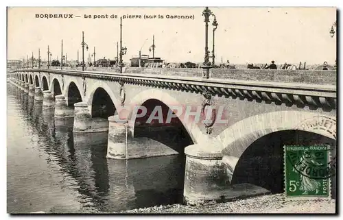 Cartes postales Bordeaux le pont de pierre sur la gAronne