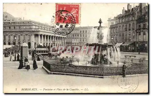 Cartes postales Bordeaux Fontaine et place de la Comedie