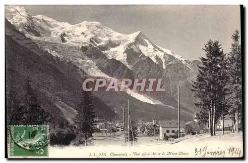 Cartes postales Chamonix Vue generale et le Mont Blanc