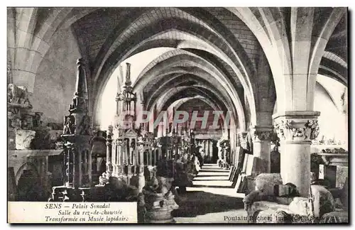 Cartes postales Sens Palais Synodal Salle du rez de chaussee transformee en musee lapidaire