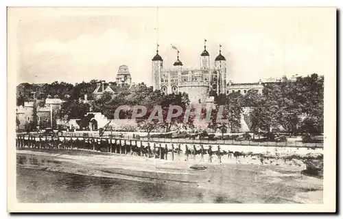 Ansichtskarte AK Great Britain London Londres Tower of London General view from the Thames