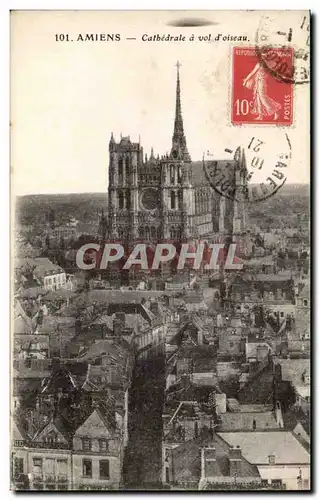 Cartes postales Amiens La cathedrale a vol d'oiseau