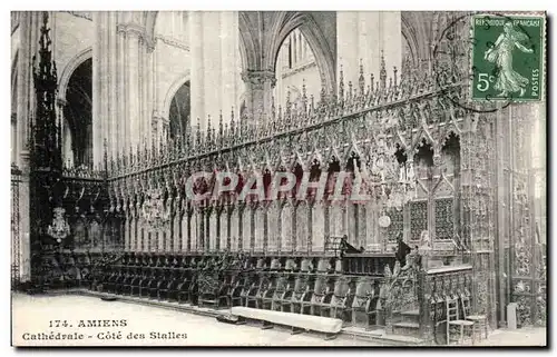 Ansichtskarte AK Amiens Cathedrale Cote des stalles