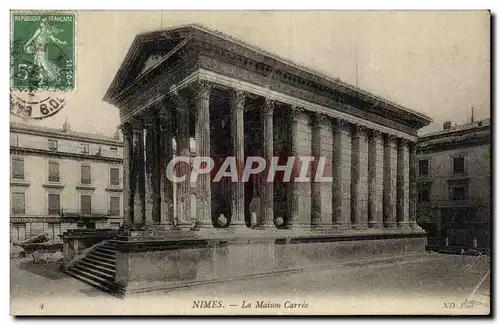 Nimes - La Maison Carree Cartes postales