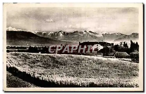 Cartes postales moderne Divonne les Bains Les grands hotels le mont Blanc et la chaine des Alpes