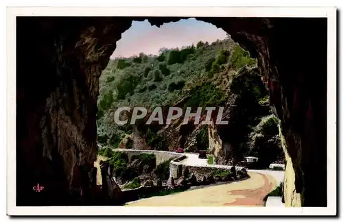 Cartes postales moderne Chouvigny le tunnel