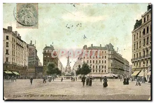 Cartes postales Lyon La place de la Republique