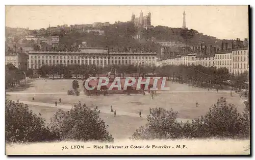 Cartes postales Lyon Place Bellecourt et coteau de Fourviere