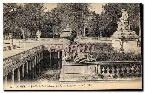 Nimes Cartes postales Jardin de la fontaine les bains romains