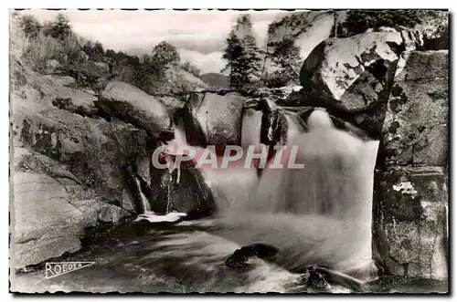 Cartes postales moderne Gerardmer Le saut des cuves