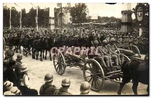 Ansichtskarte AK Les fetes de la victoire 14 juillet 1919 Les artilleurs Militaria