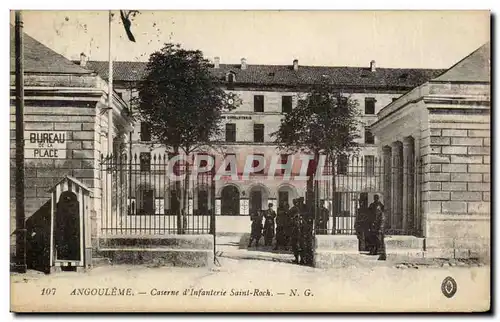 Ansichtskarte AK Militaria Angouleme Caserne d&#39infanterie Saint Roche