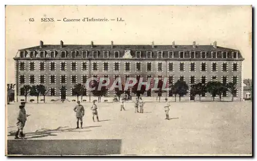 Cartes postales Militaria Sens Caserne d&#39infanterie