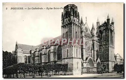 Cartes postales Poitiers Cathedrale Eglise Saint Pierre