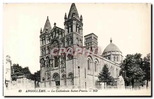 Cartes postales Angouleme La cathedrale Saint Pierre