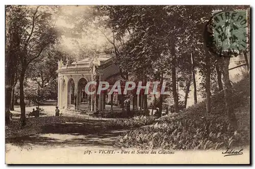 Cartes postales Vichy Parc et source des Celestins