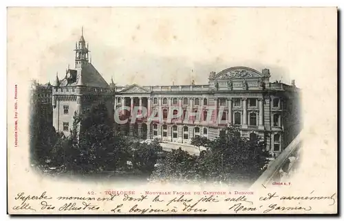 Cartes postales Toulouse Nouvelle facade du capitole et donjon