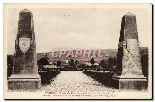 Cartes postales Verdun Entree du cimetiere militaire du fabougr pave