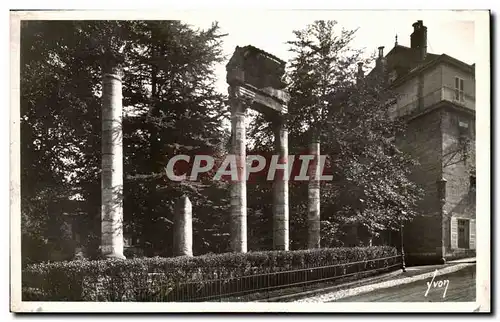 Besancon Ansichtskarte AK Square Castan Ruines du theatre romain