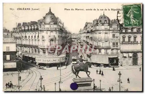 Cartes postales Orleans place du Martroi entree de la rue de la Republique