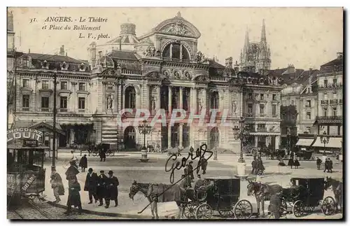 Cartes postales Angers Place du ralliement Le theatre