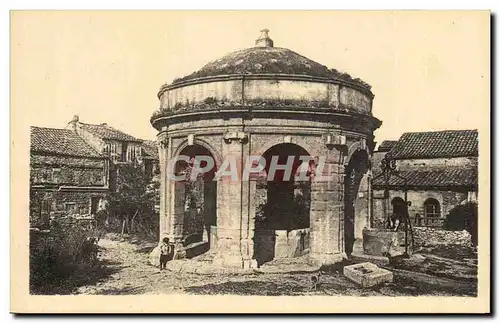 Villeneuve les Avignon Cartes postales Ancienne chartreuse du Val de Benediction Puits Fontaine Saint Jean