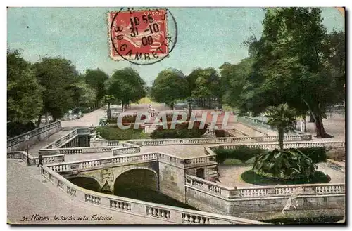 Cartes postales Nimes Le jardin de la fontaine