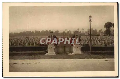 Ansichtskarte AK Bras pres Verdun le cimetiere miltiaire