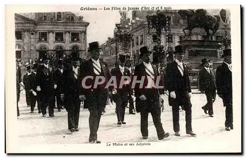 Cartes postales Orleans les fetes de Jeanne d&#39arc 7 et 8 mai Le maire et les adjoints