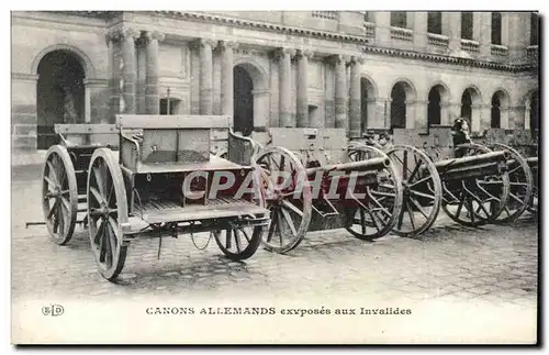 Ansichtskarte AK Canons allemands exposes aux Invalides paris Militaria