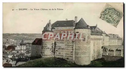 Cartes postales Dieppe Le vieux chateau vu de la falaise