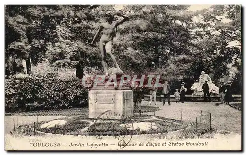 Cartes postales Toulouse Jardin Lafayette Lanceur de disque et statue Goudouli