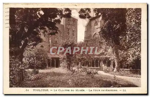 Ansichtskarte AK Toulouse Le cloitre du musee La cour interieure