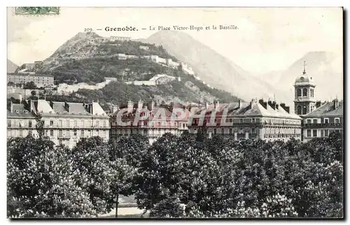 Cartes postales Grenoble La place Victor Hugo et la Bastille