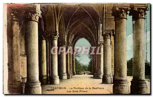 Ansichtskarte AK Pontmain Le portique de la basilique Les gros piliers