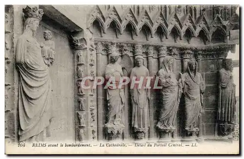 Cartes postales Reims La cathedrale Les damnes Detail du portail central