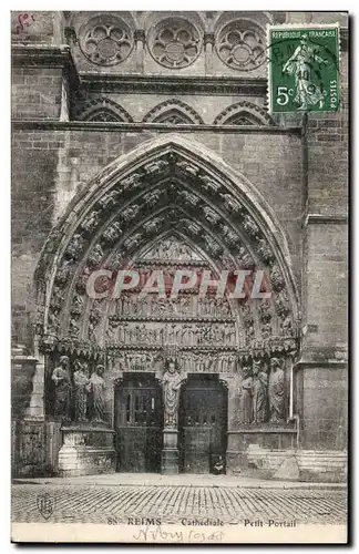 Cartes postales Reims La cathedrale Petit portail