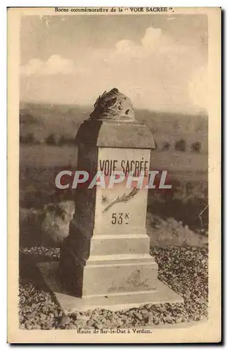 Ansichtskarte AK Route de Bar le Duc a VErdun Borne commemorative de la Voie sacree Militaria