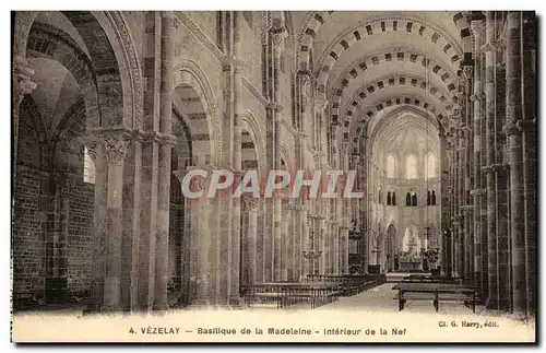 Cartes postales Vezelay Basilique de la Madeleine Interieur de la nef