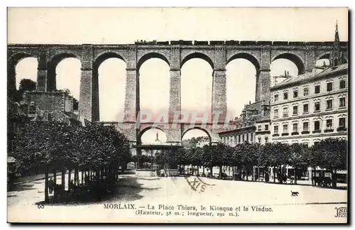 Ansichtskarte AK Morlaix La place Thiers le kiosque et le viaduc