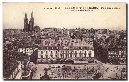 Cartes postales Clermont Ferrand Vue sur Jaude et la cathedrale