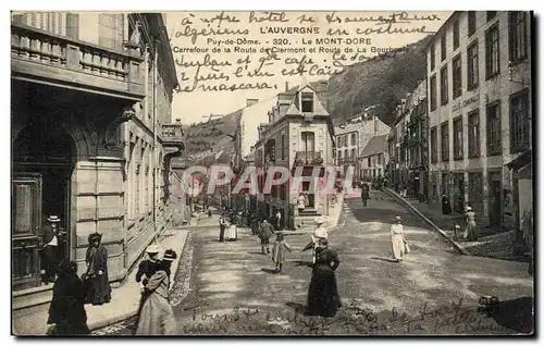 Cartes postales Le Mont Dore Carrefour de la route de Clermont et route de la Bourboule