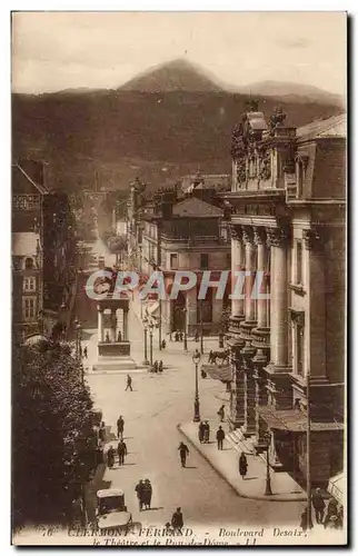 Cartes postales Clermont Ferrand Boulevard Desaix et theatre et le Puy d eDome