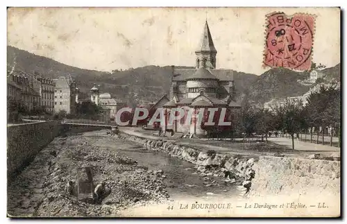 Cartes postales La Bourboule la Dordogne et l&#39eglise