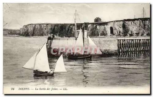 Cartes postales Dieppe La sortie des jetees