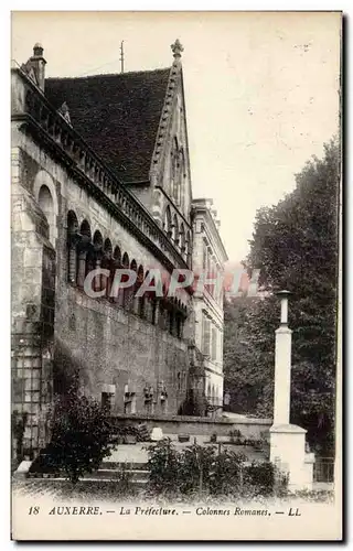 Ansichtskarte AK Auxerre La prefecture Colonnes romaines