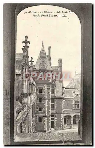 Ansichtskarte AK Blois Le chateau Aile Louis XII Vue du grand escalier