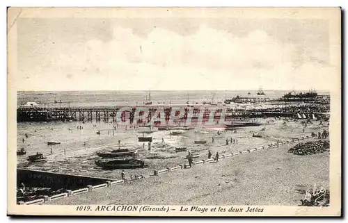 Arcachon Cartes postales La plage et les deux jetees