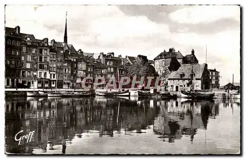 Ansichtskarte AK Honfleur Les quais et la lieutenance